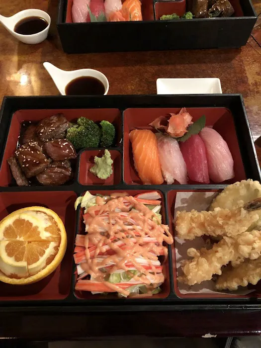 Lee's Sushi Picture 6