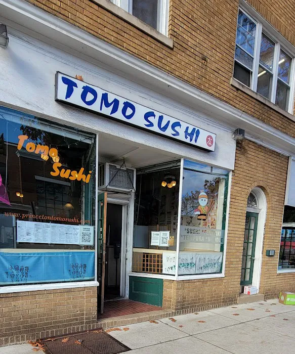 Tomo Sushi Picture 1