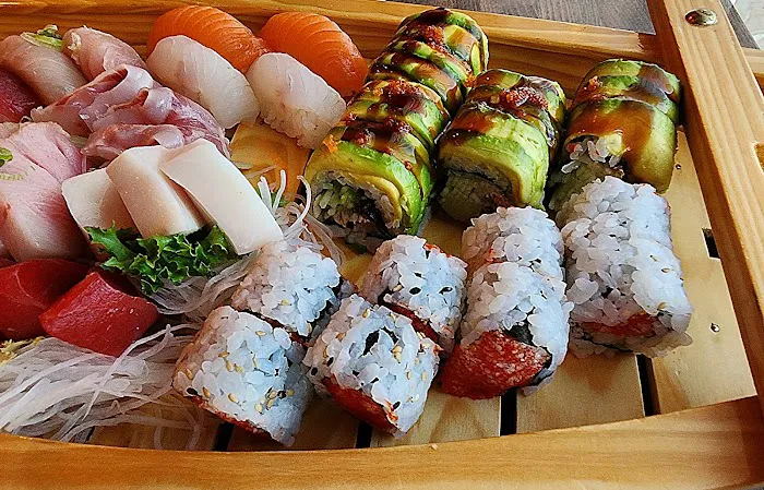 Yummy Sushi Picture 5