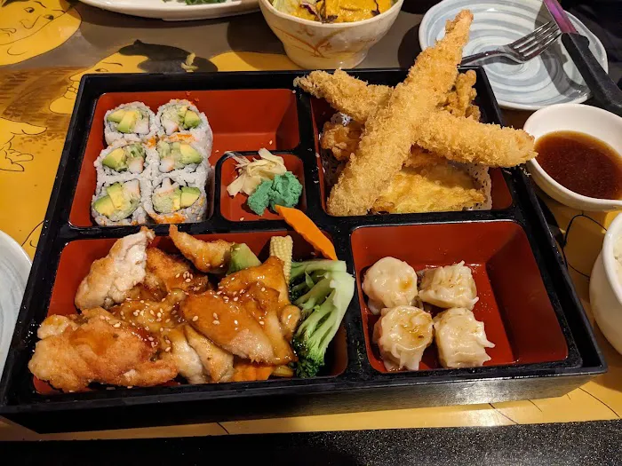 Sumo Hibachi Steakhouse and Sushi Bar Picture 4