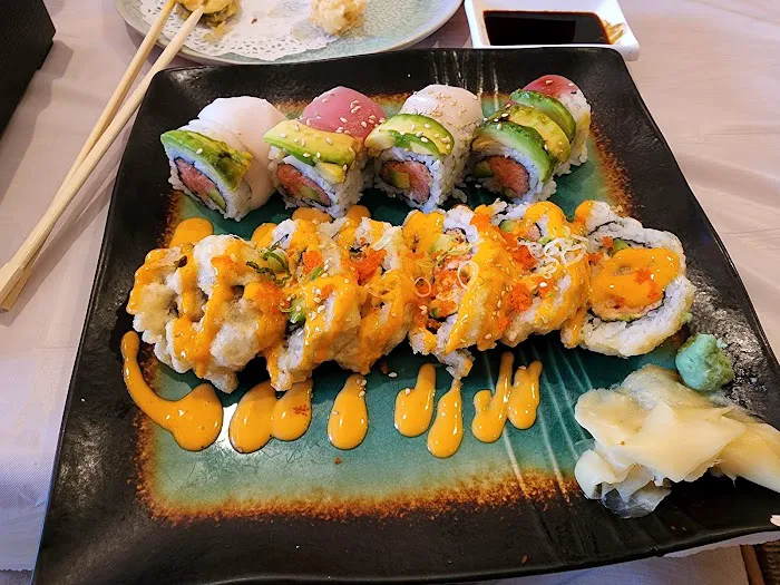 Sakura Sushi Picture 3