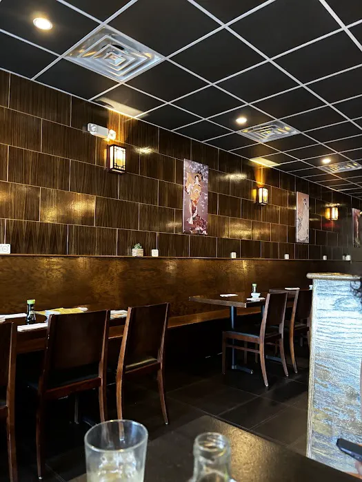 Uminoya Sushi & Hibachi Restaurant Picture 9