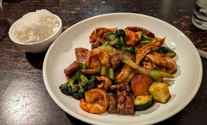 Happy Wok Picture 2
