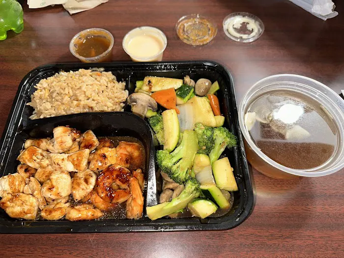 Pier sushi & Hibachi Picture 5