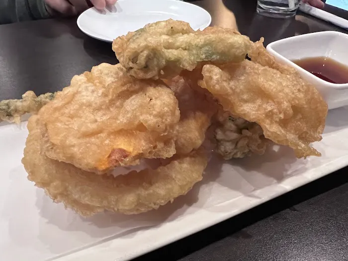 jing's sushi house Picture 10