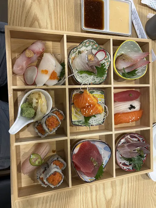 Yokohama Sushi and hibachi Picture 4