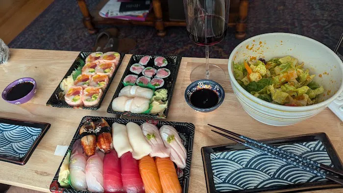 Aji Sushi Picture 5
