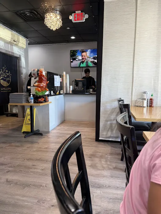 Momoyama Ramen & Hawaiian BBQ Picture 5