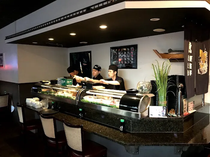 Sushi House Picture 6