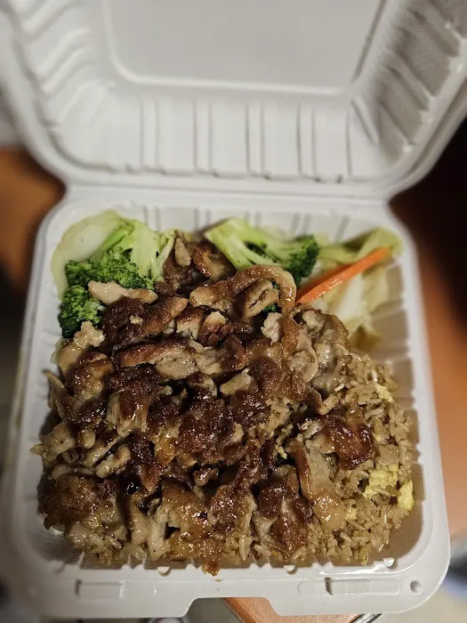 Akira Ramen Sushi & Hibachi Picture 10