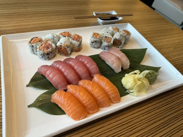 OOKA Restaurant Bar . Sushi .Hibachi Picture 5