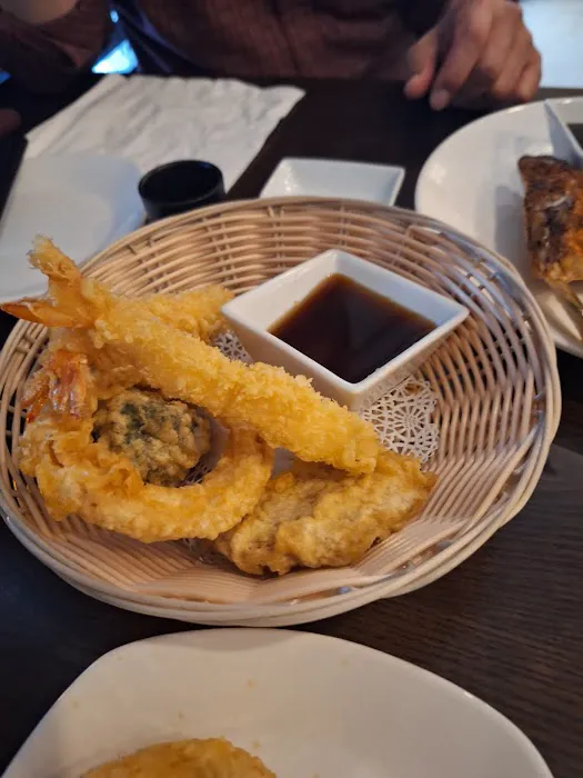 Vic Sushi Picture 10