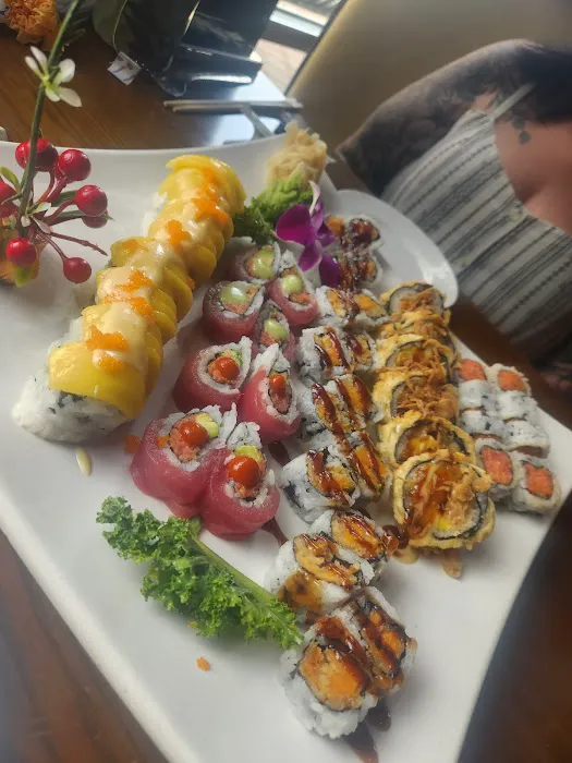 Sumo Sushi Picture 6