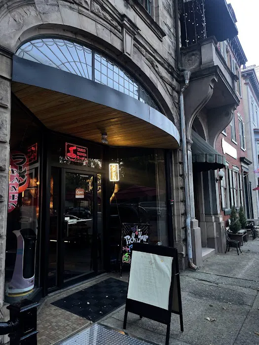 Takkii Ramen Easton Picture 9