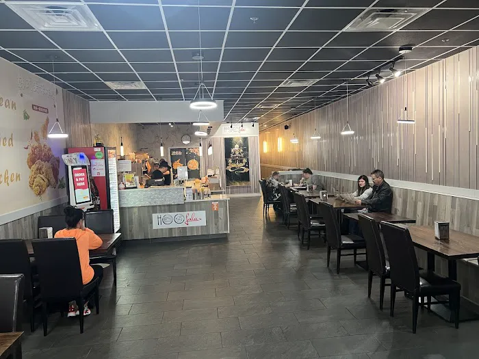 Hoolala K-Chicken & Ramen House Picture 8