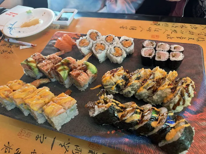 Oki Sushi Picture 2