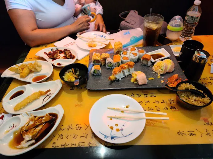 Oki Sushi Picture 7