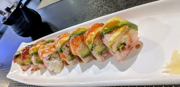 Sumo Sushi and Japanese Fusion Picture 4