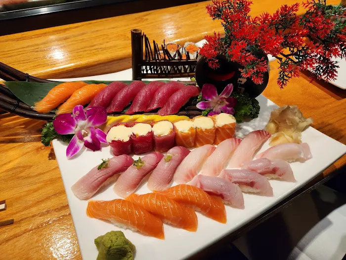Sakura Ramen & Sushi bar Picture 4