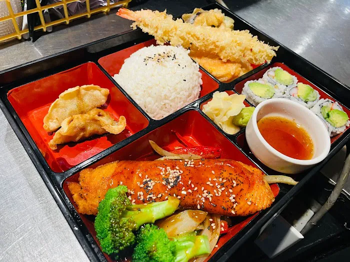 Sakura Ramen & Sushi bar Picture 9