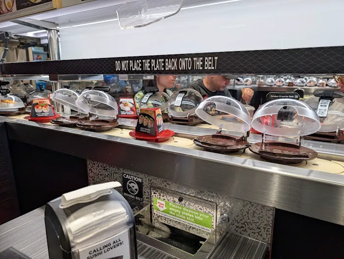 Kura Revolving Sushi Bar Picture 5