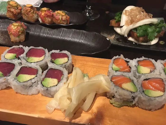 Dawa Sushi and Ramen Picture 1
