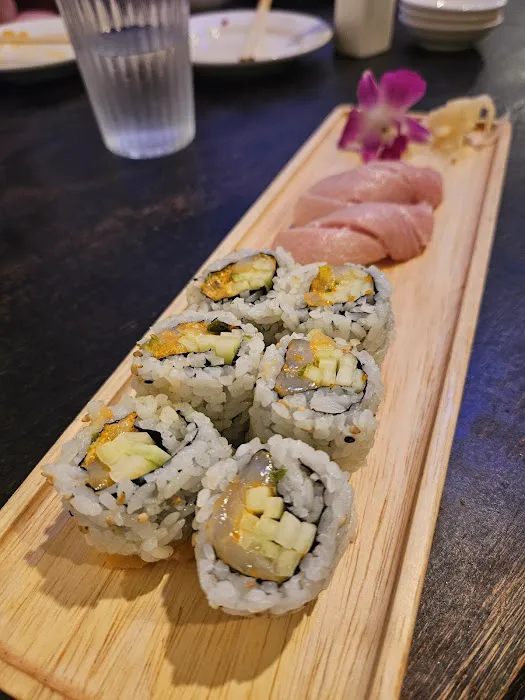 Hikari Sushi Picture 4