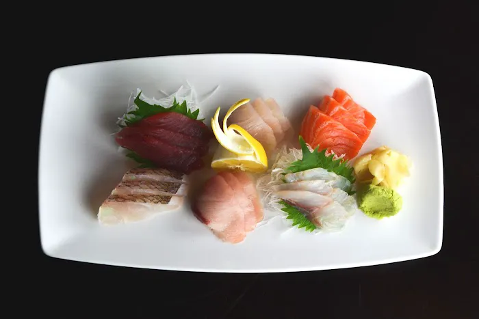Hikari Sushi Picture 3