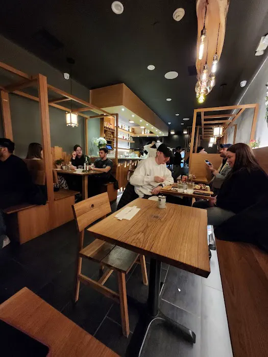 Tomo Sushi & Ramen Picture 10