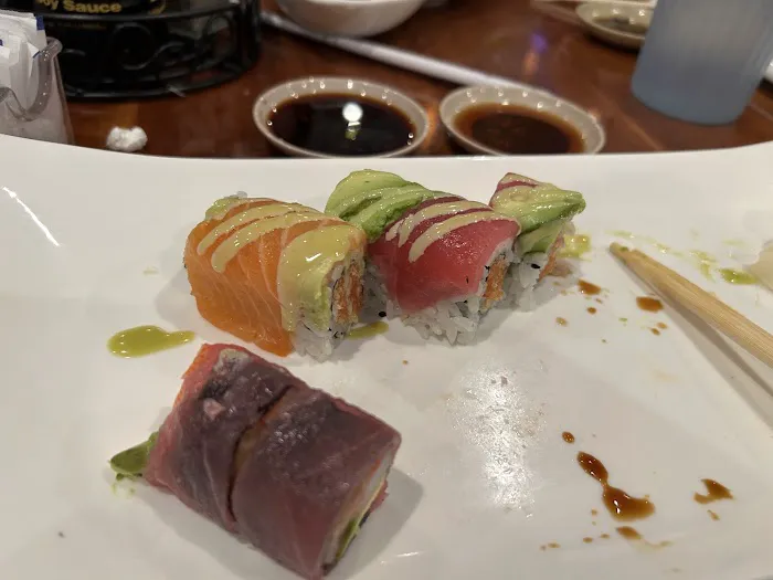 Volcano Steak & Sushi Picture 4