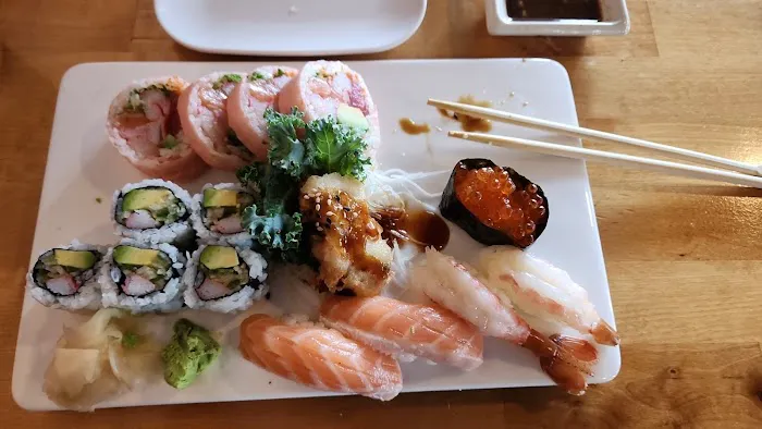 Ronin Sushi Picture 5