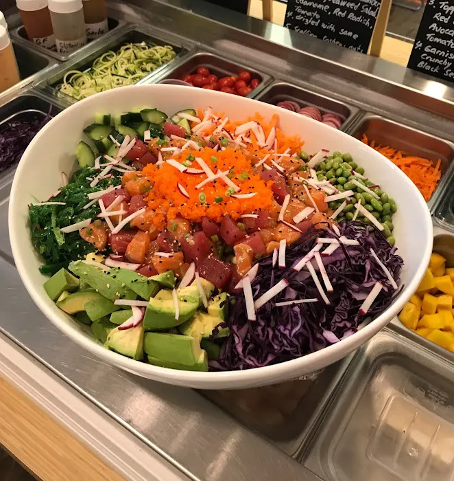 Toyosu Sushi & Poke Picture 3