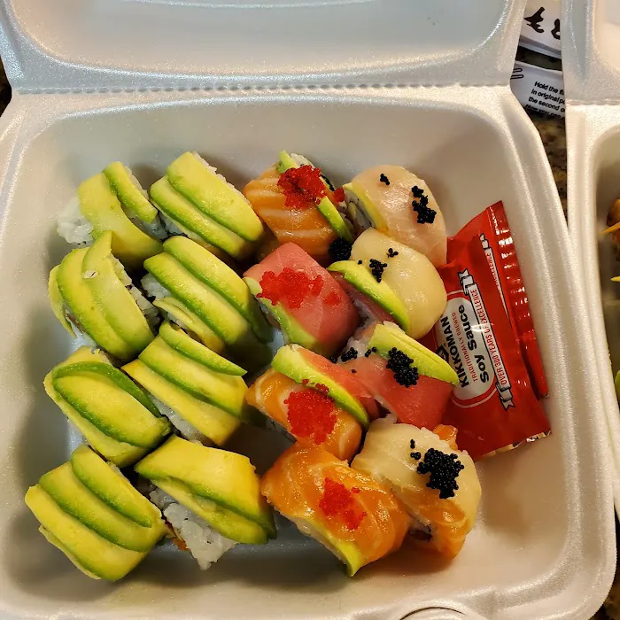 Toyosu Sushi & Poke Picture 9