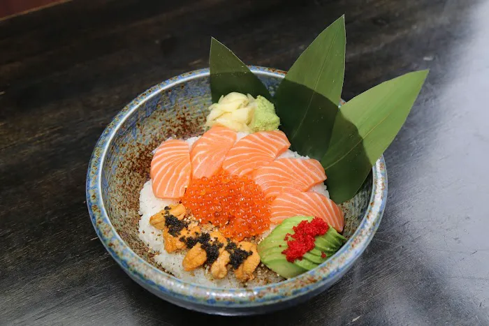 Ginza Sushi and Ramen Picture 3