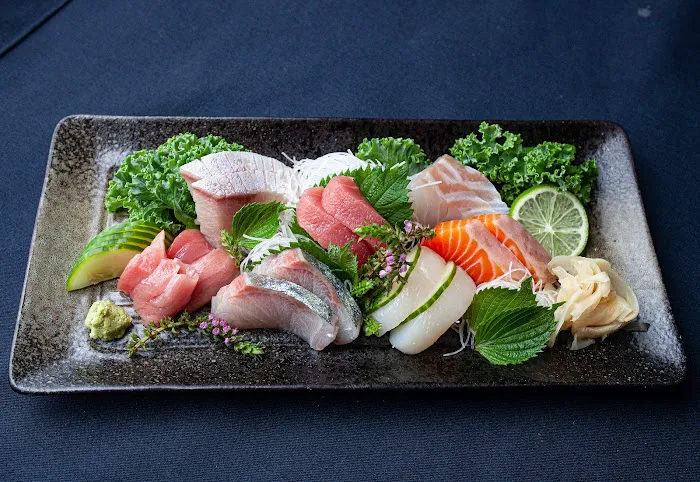 Royal Sushi & Izakaya Picture 3
