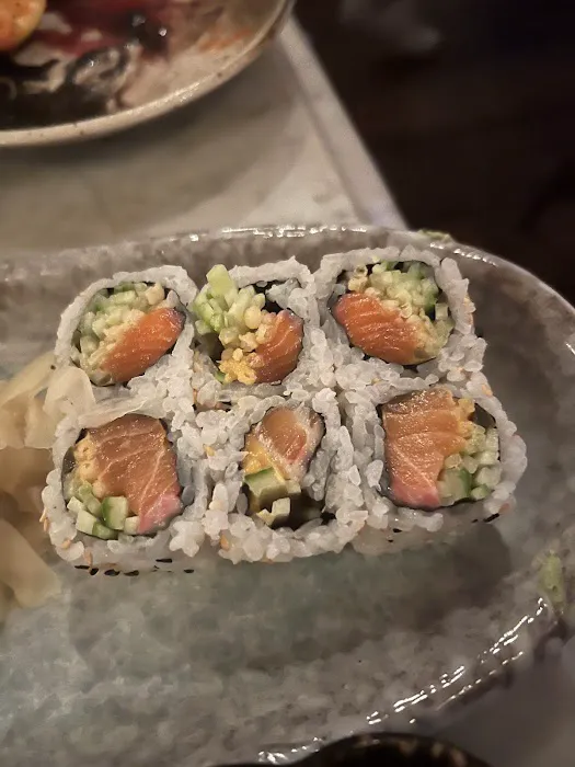 Royal Sushi & Izakaya Picture 8