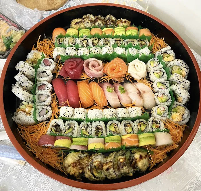 Oishii Sushi & Ramen Picture 3
