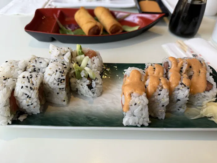 Oishii Sushi & Ramen Picture 9