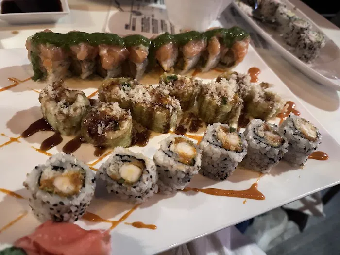 Fat Salmon Sushi Picture 2