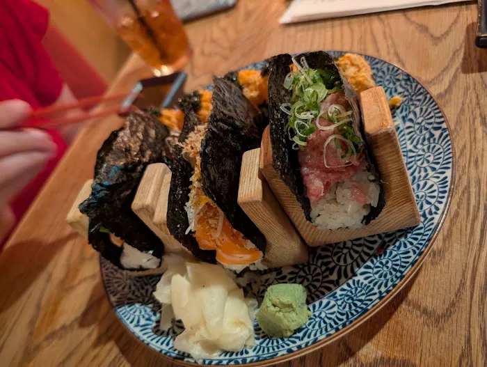 Umami Steak and Sushi Bar Picture 4