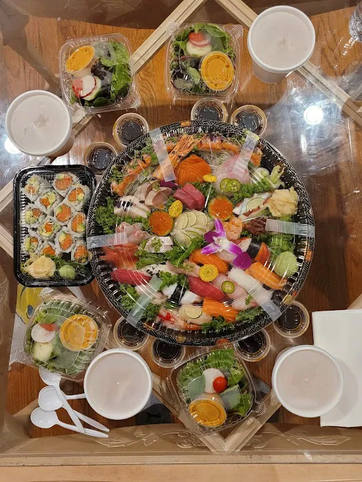 Sushi & Udon Picture 2