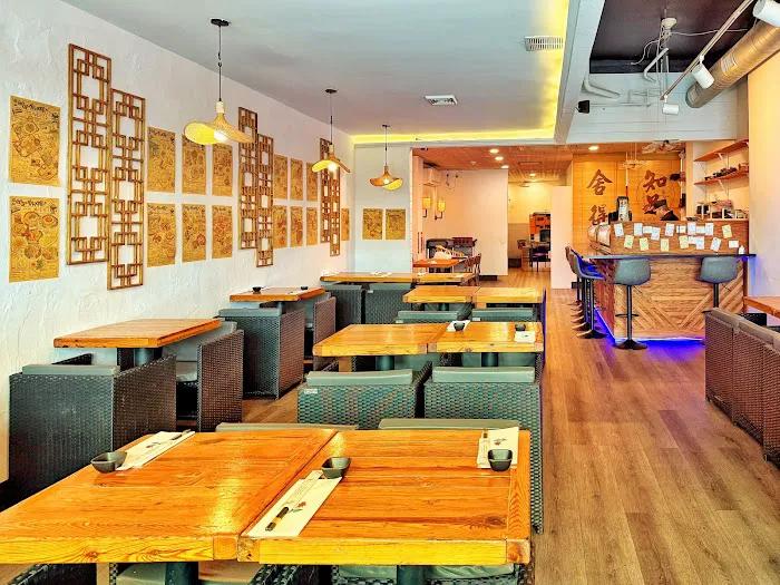 Akina sushi Picture 2