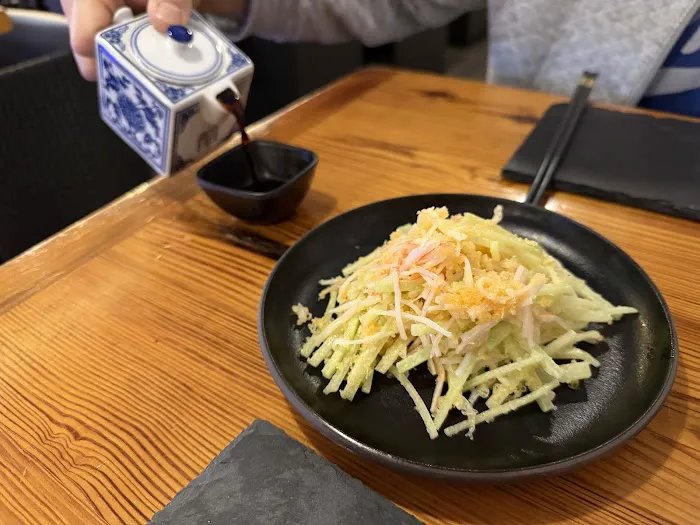 Akina sushi Picture 4