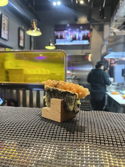Urban Sushi & Kitchen Picture 1