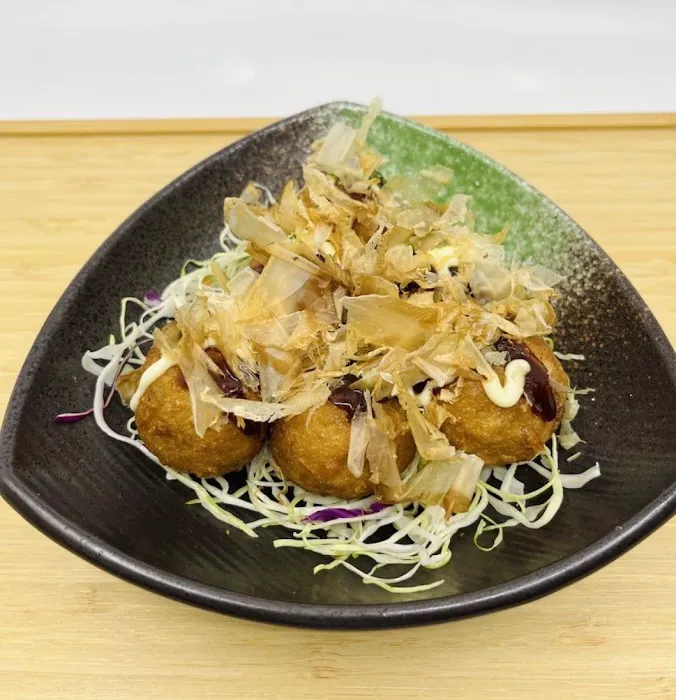Tataki Ramen & Sushi Picture 2