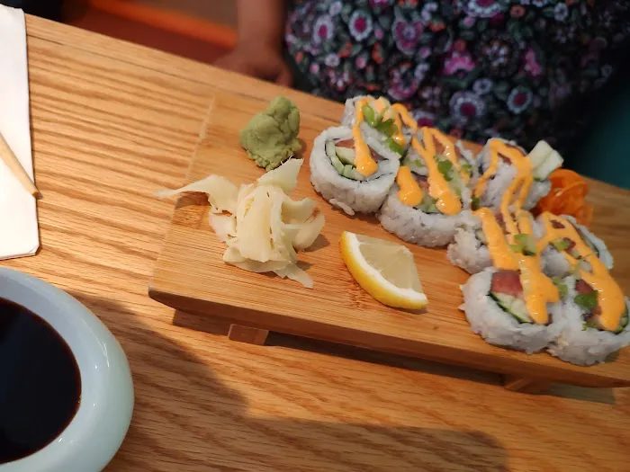 Midori Sushi Picture 1