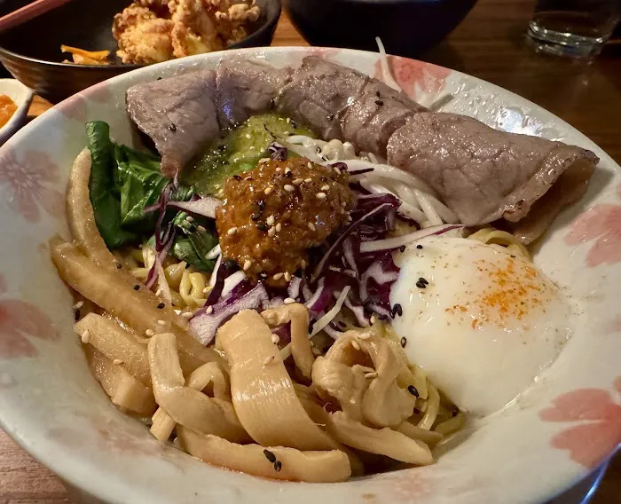 Shiso Noodle and Sushi Bar Picture 2