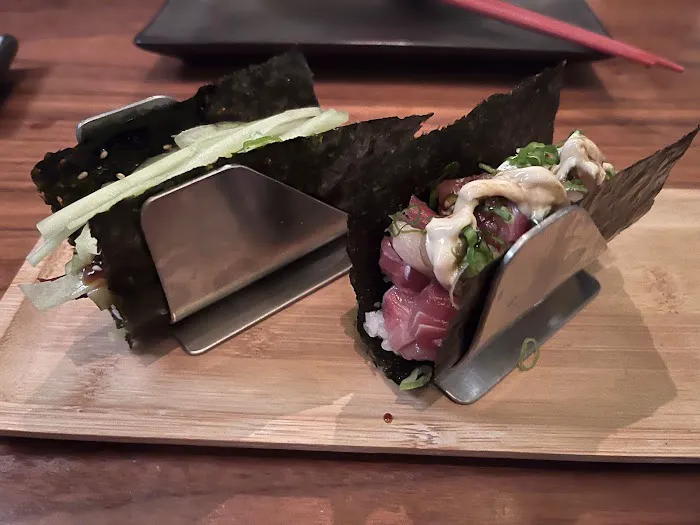 Shiso Noodle and Sushi Bar Picture 10