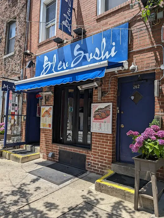 Bleu Sushi Picture 8