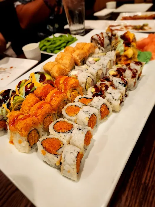 Aki Nom Nom Sushi and Ramen Picture 2